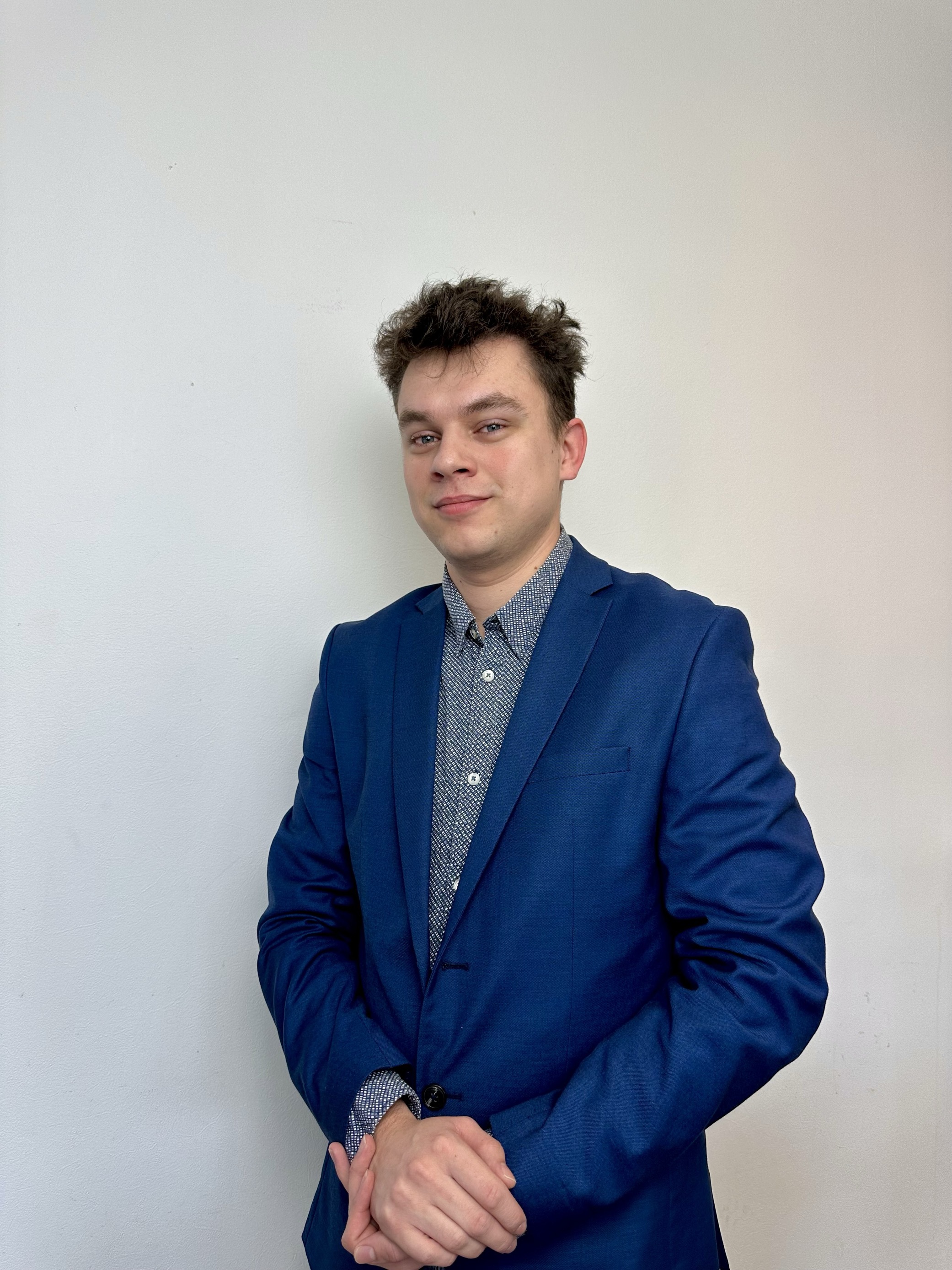 SERDET LASZLO